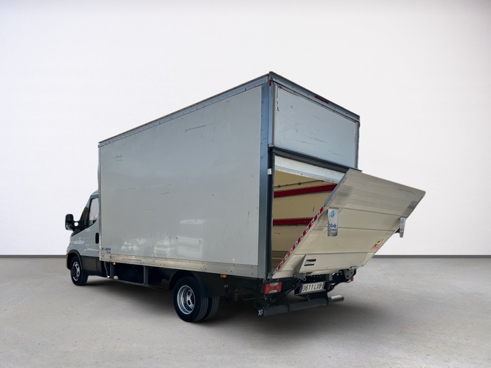 Iveco Daily Chasis 35C 16H 3450 118 kW (160 CV) Vehículo usado en Madrid Iveco Daily Chasis 35C 16H 3450 118 kW (160 CV) Vehículo usado en Madrid