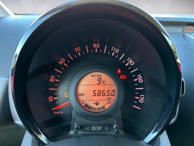 Peugeot 108 1.0 VTi Active 53 kW (72 CV) 10 Peugeot 108 1.0 VTi Active 53 kW (72 CV) 10