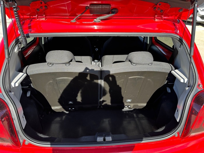 Peugeot 108 1.0 VTi Active 53 kW (72 CV) Vehículo usado en Madrid Peugeot 108 1.0 VTi Active 53 kW (72 CV) Vehículo usado en Madrid