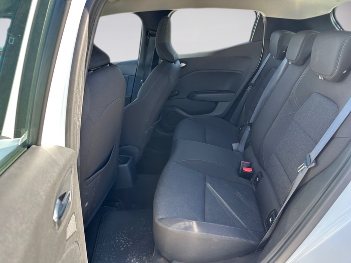 Renault Clio Equilibre TCe 66 kW (90 CV) Vehículo usado en Madrid Renault Clio Equilibre TCe 66 kW (90 CV) Vehículo usado en Madrid