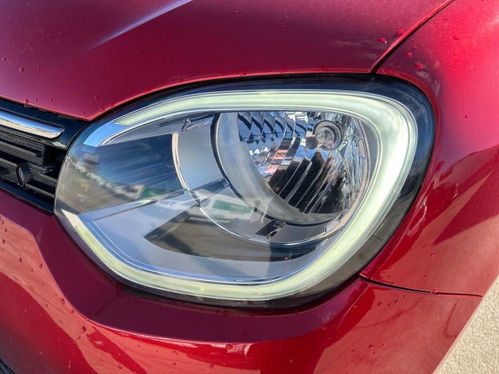 Renault Twingo Intens TCe 48 kW (65 CV) Vehículo usado en Madrid Renault Twingo Intens TCe 48 kW (65 CV) Vehículo usado en Madrid