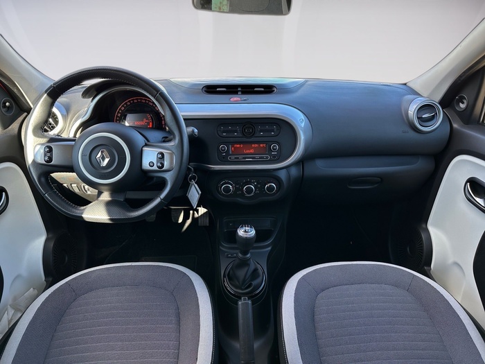 Renault Twingo Intens TCe 48 kW (65 CV) Vehículo usado en Madrid Renault Twingo Intens TCe 48 kW (65 CV) Vehículo usado en Madrid