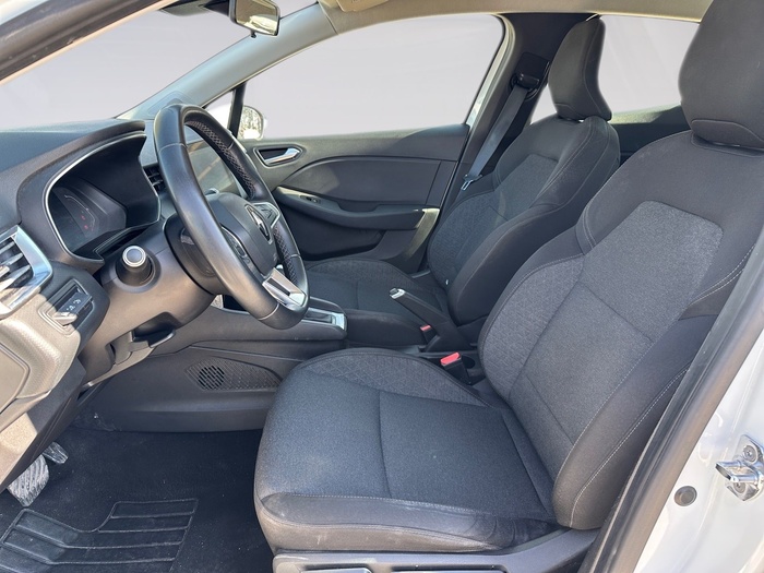 Renault Clio Intens E-Tech Híbrido 103 kW (140 CV) Vehículo usado en Madrid Renault Clio Intens E-Tech Híbrido 103 kW (140 CV) Vehículo usado en Madrid