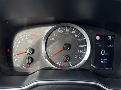 Toyota Corolla 1.5 Sedan 92 kW (125 CV) 10 Toyota Corolla 1.5 Sedan 92 kW (125 CV) 10