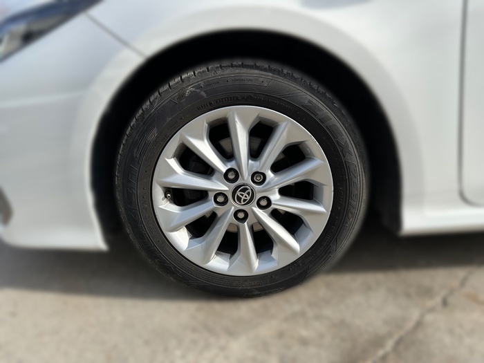 Toyota Corolla 1.5 Sedan 92 kW (125 CV) Vehículo usado en Madrid Toyota Corolla 1.5 Sedan 92 kW (125 CV) Vehículo usado en Madrid