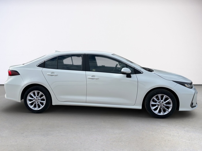 Toyota Corolla 1.5 Sedan 92 kW (125 CV) Vehículo usado en Madrid Toyota Corolla 1.5 Sedan 92 kW (125 CV) Vehículo usado en Madrid