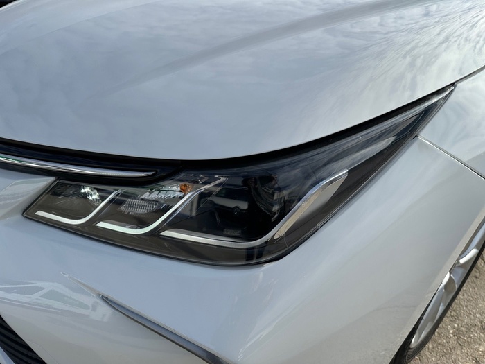 Toyota Corolla 1.5 Sedan 92 kW (125 CV) Vehículo usado en Madrid Toyota Corolla 1.5 Sedan 92 kW (125 CV) Vehículo usado en Madrid