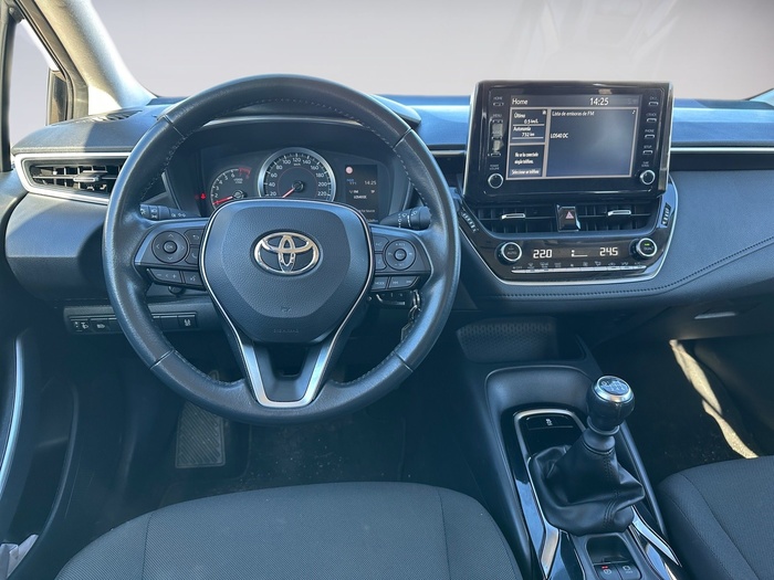 Toyota Corolla 125 Business Sedan 92 kW (125 CV) Vehículo usado en Madrid Toyota Corolla 125 Business Sedan 92 kW (125 CV) Vehículo usado en Madrid