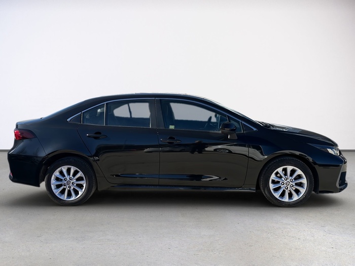 Toyota Corolla 125 Business Sedan 92 kW (125 CV) Vehículo usado en Madrid Toyota Corolla 125 Business Sedan 92 kW (125 CV) Vehículo usado en Madrid