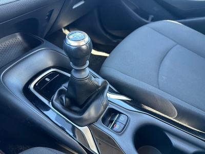 Toyota Corolla 125 Business Sedan 92 kW (125 CV) 14 Toyota Corolla 125 Business Sedan 92 kW (125 CV) 14