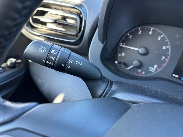 Toyota Yaris 1.5 S-Edition 92 kW (125 CV) Vehículo usado en Madrid Toyota Yaris 1.5 S-Edition 92 kW (125 CV) Vehículo usado en Madrid