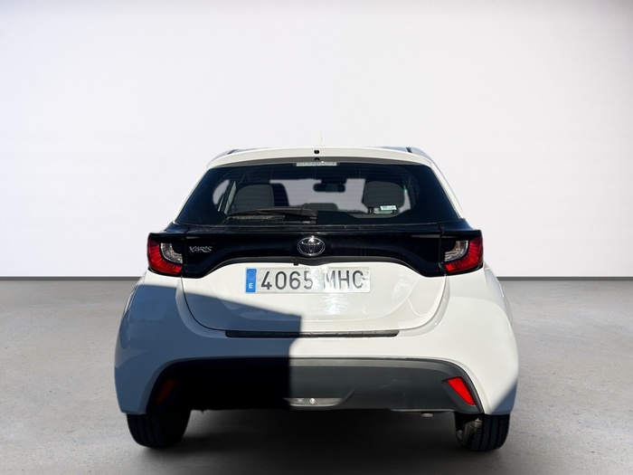 Toyota Yaris 1.5 S-Edition 92 kW (125 CV) Vehículo usado en Madrid Toyota Yaris 1.5 S-Edition 92 kW (125 CV) Vehículo usado en Madrid