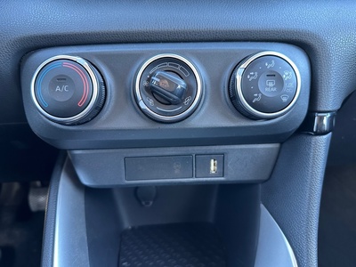 Toyota Yaris 1.5 S-Edition 92 kW (125 CV) 18 Toyota Yaris 1.5 S-Edition 92 kW (125 CV) 18