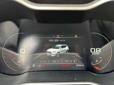 MG ZS 1.5 Luxury 78 kW (106 CV) 10 MG ZS 1.5 Luxury 78 kW (106 CV) 10