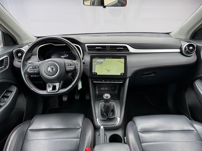 MG ZS 1.5 Luxury 78 kW (106 CV) 8 MG ZS 1.5 Luxury 78 kW (106 CV) 8