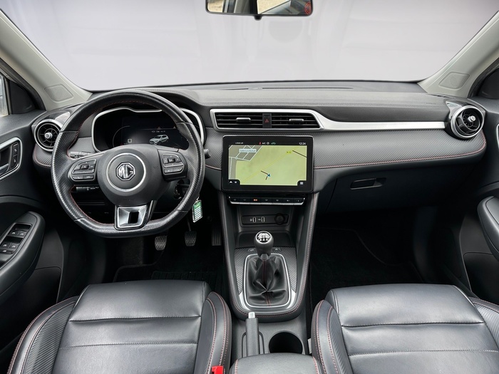 MG ZS 1.5 Luxury 78 kW (106 CV) Vehículo usado en Madrid MG ZS 1.5 Luxury 78 kW (106 CV) Vehículo usado en Madrid