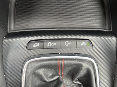 MG ZS 1.5 Luxury 78 kW (106 CV) 20 MG ZS 1.5 Luxury 78 kW (106 CV) 20