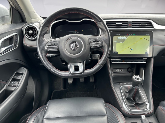 MG ZS 1.5 Luxury 78 kW (106 CV) Vehículo usado en Madrid MG ZS 1.5 Luxury 78 kW (106 CV) Vehículo usado en Madrid