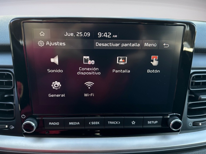 Kia Stonic 1.2 DPi Concept 62 kW (84 CV) Vehículo usado en Madrid Kia Stonic 1.2 DPi Concept 62 kW (84 CV) Vehículo usado en Madrid