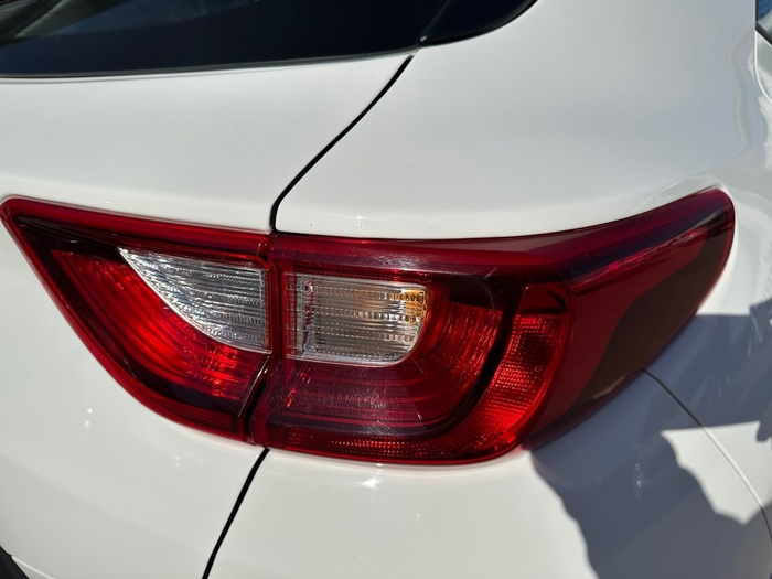 Kia Stonic 1.2 DPi Concept 62 kW (84 CV) Vehículo usado en Madrid Kia Stonic 1.2 DPi Concept 62 kW (84 CV) Vehículo usado en Madrid