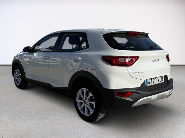 Kia Stonic 1.2 DPi Concept 62 kW (84 CV) Vehículo usado en Madrid Kia Stonic 1.2 DPi Concept 62 kW (84 CV) Vehículo usado en Madrid