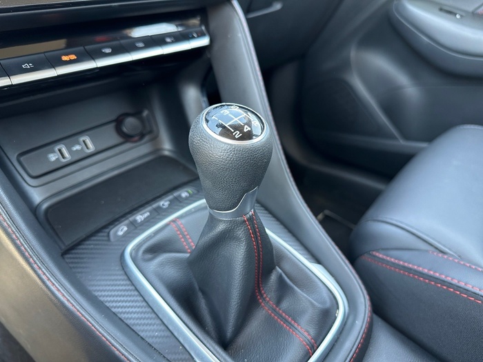 MG ZS 1.5 Comfort 78 kW (106 CV) Vehículo usado en Madrid MG ZS 1.5 Comfort 78 kW (106 CV) Vehículo usado en Madrid