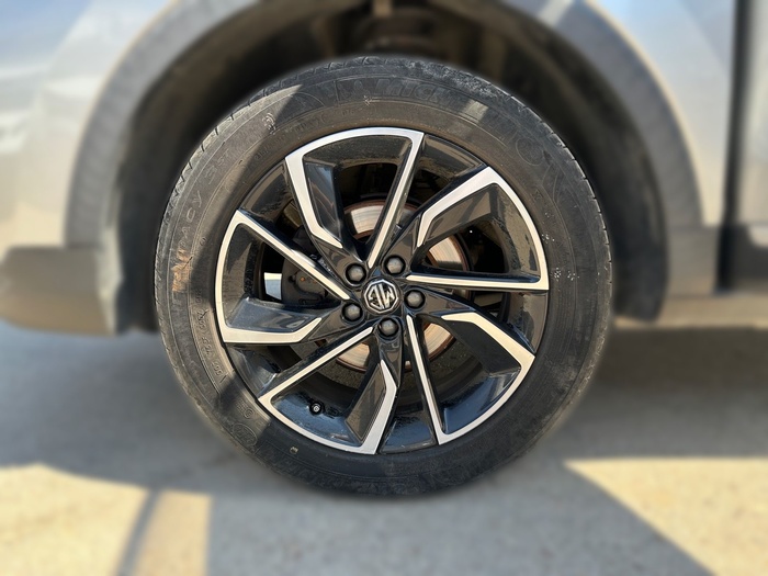 MG ZS 1.5 Comfort 78 kW (106 CV) Vehículo usado en Madrid MG ZS 1.5 Comfort 78 kW (106 CV) Vehículo usado en Madrid