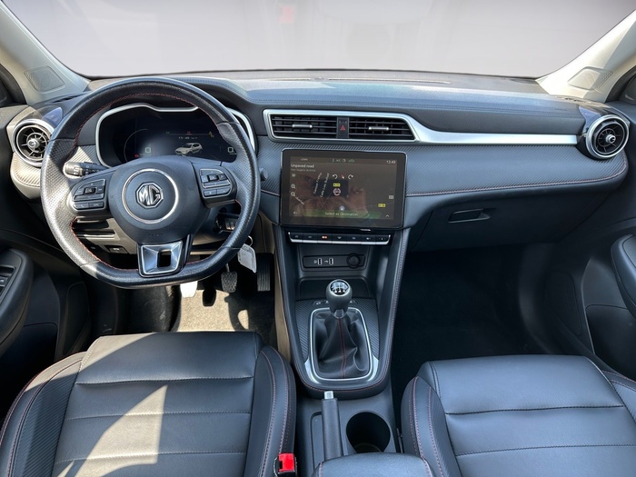 MG ZS 1.5 Comfort 78 kW (106 CV) Vehículo usado en Madrid MG ZS 1.5 Comfort 78 kW (106 CV) Vehículo usado en Madrid