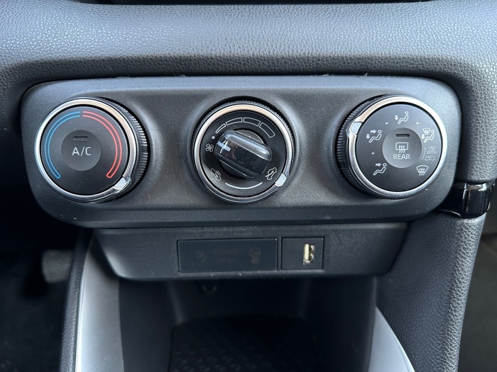 Toyota Yaris 1.5 S-Edition 92 kW (125 CV) Vehículo usado en Madrid Toyota Yaris 1.5 S-Edition 92 kW (125 CV) Vehículo usado en Madrid