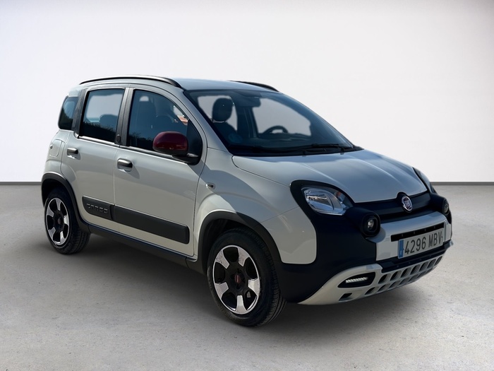 Fiat Panda 1.0 Hybrid Gse Red 51 kW (70 CV) Vehículo usado en Madrid Fiat Panda 1.0 Hybrid Gse Red 51 kW (70 CV) Vehículo usado en Madrid
