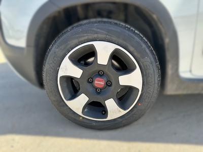 Fiat Panda 1.0 Hybrid Gse Red 51 kW (70 CV) 13 Fiat Panda 1.0 Hybrid Gse Red 51 kW (70 CV) 13