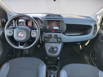 Fiat Panda 1.0 Hybrid Gse Red 51 kW (70 CV) 8 Fiat Panda 1.0 Hybrid Gse Red 51 kW (70 CV) 8