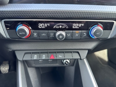 Audi A1 Sportback Adrenalin edition 25 TFSI 70 kW (95 CV) 18 Audi A1 Sportback Adrenalin edition 25 TFSI 70 kW (95 CV) 18