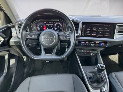 Audi A1 Sportback Adrenalin edition 25 TFSI 70 kW (95 CV) 9 Audi A1 Sportback Adrenalin edition 25 TFSI 70 kW (95 CV) 9