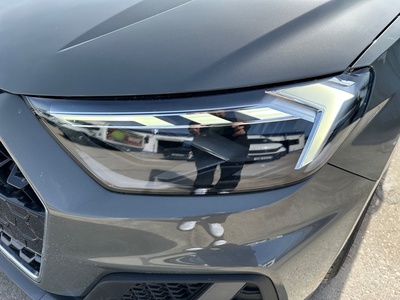 Audi A1 Sportback Adrenalin edition 25 TFSI 70 kW (95 CV) 16 Audi A1 Sportback Adrenalin edition 25 TFSI 70 kW (95 CV) 16