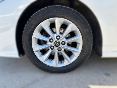 Toyota Corolla 1.5 125 Active Sedan 92 kW (125 CV) 13 Toyota Corolla 1.5 125 Active Sedan 92 kW (125 CV) 13