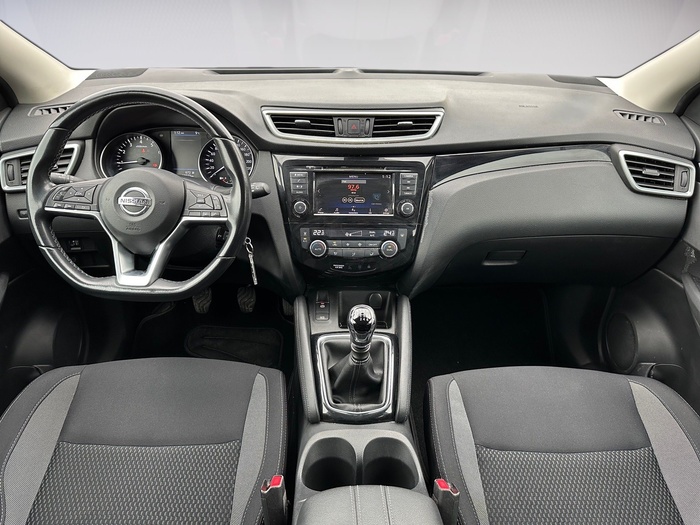 Nissan Qashqai DIG-T 140 mHEV Acenta 4x2 103 kW (140 CV) Vehículo usado en Madrid Nissan Qashqai DIG-T 140 mHEV Acenta 4x2 103 kW (140 CV) Vehículo usado en Madrid