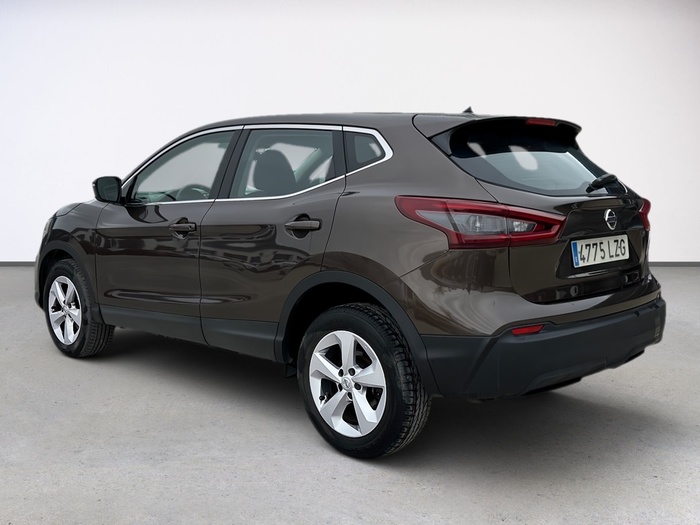 Nissan Qashqai DIG-T 140 mHEV Acenta 4x2 103 kW (140 CV) Vehículo usado en Madrid Nissan Qashqai DIG-T 140 mHEV Acenta 4x2 103 kW (140 CV) Vehículo usado en Madrid