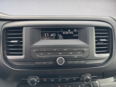 Peugeot Expert Furgon BlueHDi 120 S&S Pro Standard 88 kW (120 CV) 15 Peugeot Expert Furgon BlueHDi 120 S&S Pro Standard 88 kW (120 CV) 15