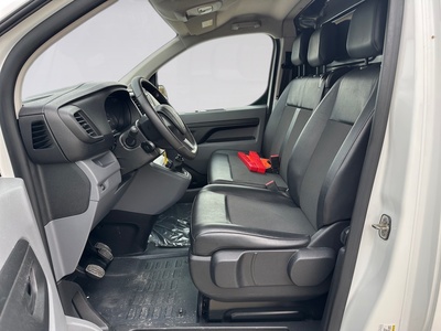 Peugeot Expert Furgon BlueHDi 120 S&S Pro Standard 88 kW (120 CV) 11 Peugeot Expert Furgon BlueHDi 120 S&S Pro Standard 88 kW (120 CV) 11