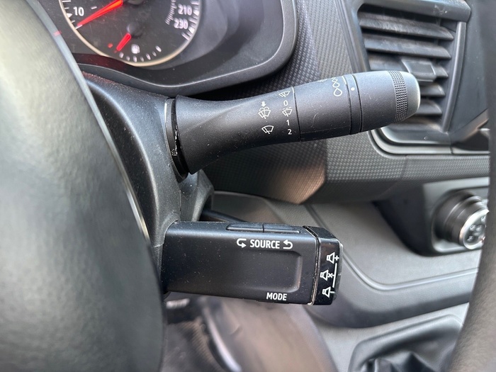 Renault Trafic Furgon Furgon L1H1 Blue dCi 81 kW (110 CV) Vehículo usado en Madrid Renault Trafic Furgon Furgon L1H1 Blue dCi 81 kW (110 CV) Vehículo usado en Madrid