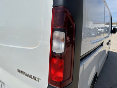 Renault Trafic Furgon Furgon L1H1 Blue dCi 81 kW (110 CV) 17 Renault Trafic Furgon Furgon L1H1 Blue dCi 81 kW (110 CV) 17