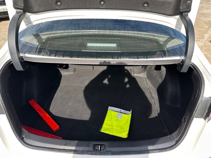 Toyota Corolla 1.5 125 92 kW (125 CV) Vehículo usado en Madrid Toyota Corolla 1.5 125 92 kW (125 CV) Vehículo usado en Madrid