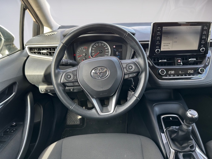 Toyota Corolla 1.5 125 92 kW (125 CV) Vehículo usado en Madrid Toyota Corolla 1.5 125 92 kW (125 CV) Vehículo usado en Madrid