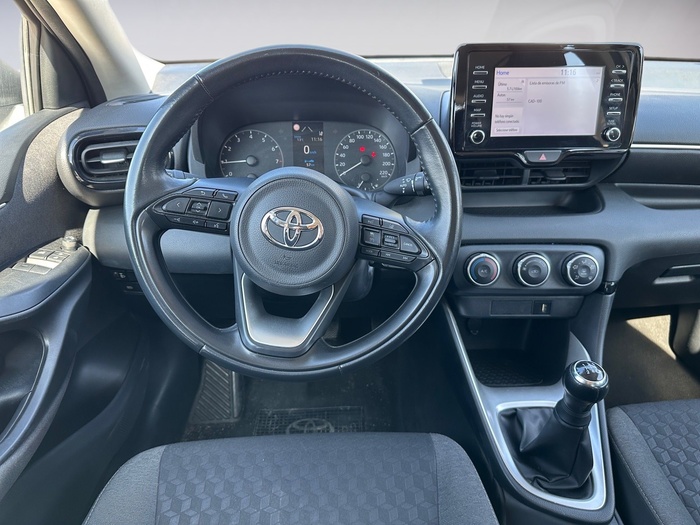 Toyota Yaris 1.0 53 kW (72 CV) Vehículo usado en Madrid Toyota Yaris 1.0 53 kW (72 CV) Vehículo usado en Madrid