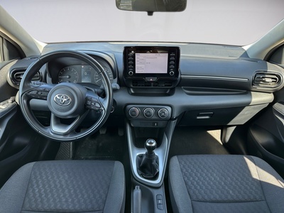 Toyota Yaris 1.0 53 kW (72 CV) 8 Toyota Yaris 1.0 53 kW (72 CV) 8