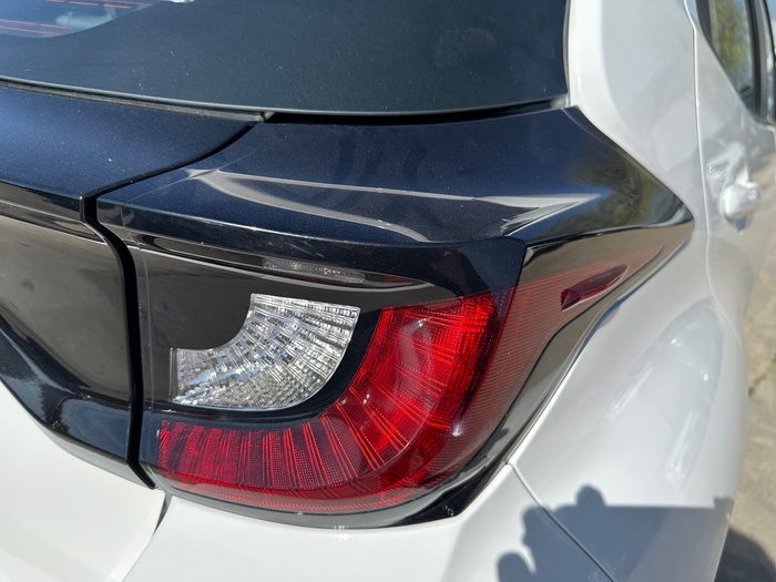 Toyota Yaris 1.0 53 kW (72 CV) Vehículo usado en Madrid Toyota Yaris 1.0 53 kW (72 CV) Vehículo usado en Madrid