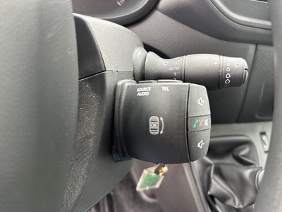 Renault Master Furgon Furgon L1H1 3500 Blue dCi 110 kW (150 CV) 19 Renault Master Furgon Furgon L1H1 3500 Blue dCi 110 kW (150 CV) 19