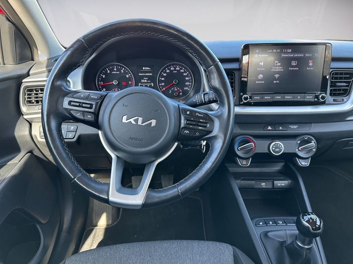 Kia Stonic 1.2 DPi Concept 62 kW (84 CV) Vehículo usado en Madrid Kia Stonic 1.2 DPi Concept 62 kW (84 CV) Vehículo usado en Madrid