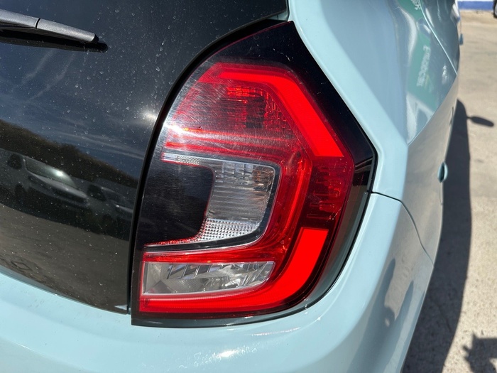 Renault Twingo 1.0 48 kW (65 CV) Vehículo usado en Madrid Renault Twingo 1.0 48 kW (65 CV) Vehículo usado en Madrid